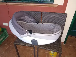 Silla de paseo con capazo para bebé