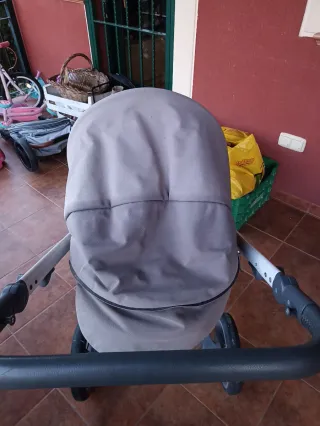 Silla de paseo con capazo para bebé