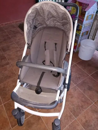 Silla de paseo con capazo para bebé