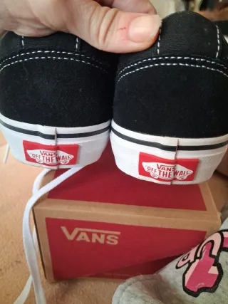 Vans Old Skool Negras y Blancas Nuevas