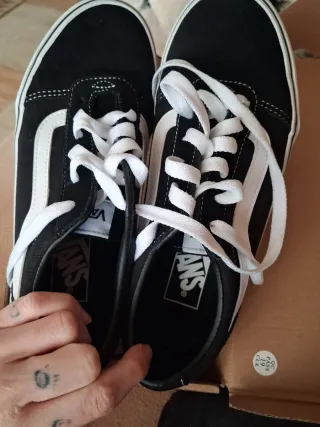 Vans Old Skool Negras y Blancas Nuevas