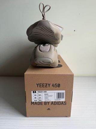 Adidas Yeezy 450 Beige