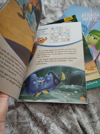 Lote de 4 libros de disney