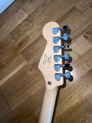 Pack Guitarra Mini Fender Negra + Ampli Harley