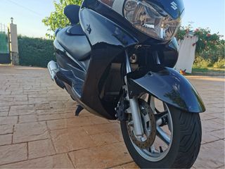 Suzuki Burgman UH 200 K9 Maxi Scooter