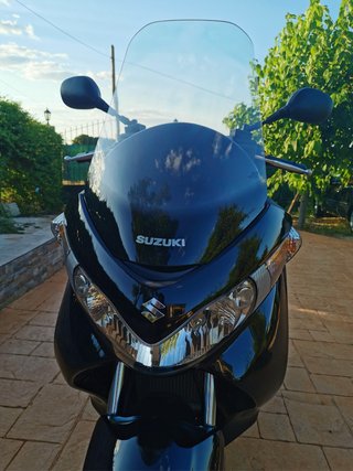Suzuki Burgman UH 200 K9 Maxi Scooter