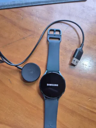 Samsung Galaxy Watch 4 , 44 cm.