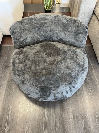 PUFF DE FORRO POLAR GRIS