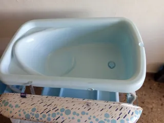 Cambiador marca chicco bebé con accesorios