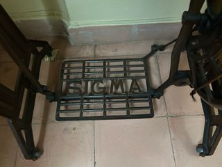 Máquina de coser antigua SIGMA