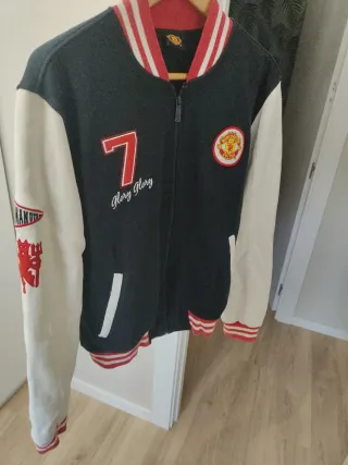 Cazadora beisbolera Manchester United Original