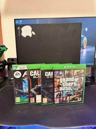 Xbox One con 4 giochi (senza controller)