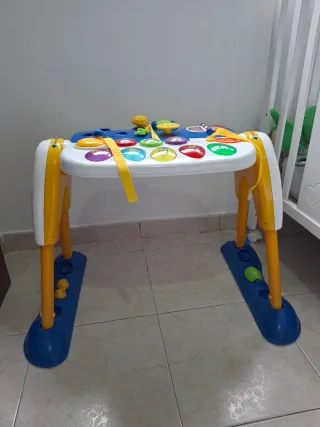 Tavolo di Attività per Bambini