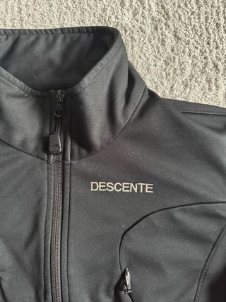Chaqueta Softshell Descente - Edición Especial