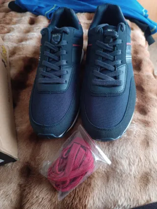 Zapatillas Lois Azul y Blanco