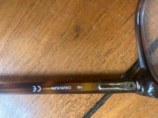 Gafas Calvin Klein pasta marron incluye funda .