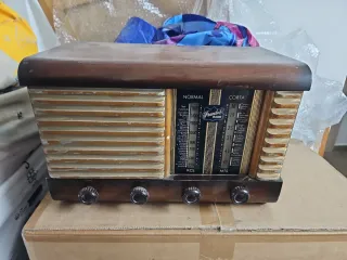 Radio Antigua Frandis Válvulas Vintage años 40/50