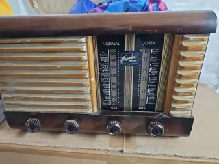 Radio Antigua Frandis Válvulas Vintage años 40/50