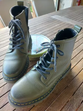 Botas militares piel verde T.38