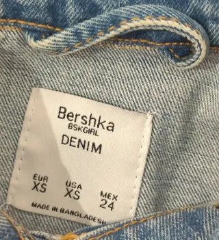 ‼️ NO NEGOCIABLE ‼️  Chaqueta vaquera Bershka