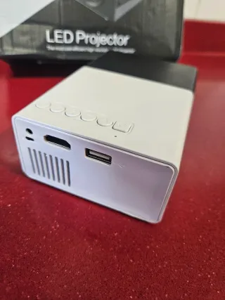 Mini Proyector Smart HD 1080P