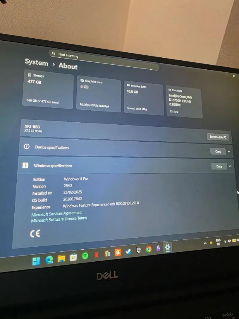 Portátil Dell XPS 9570 y bateria portátil Dell afbeelding 2