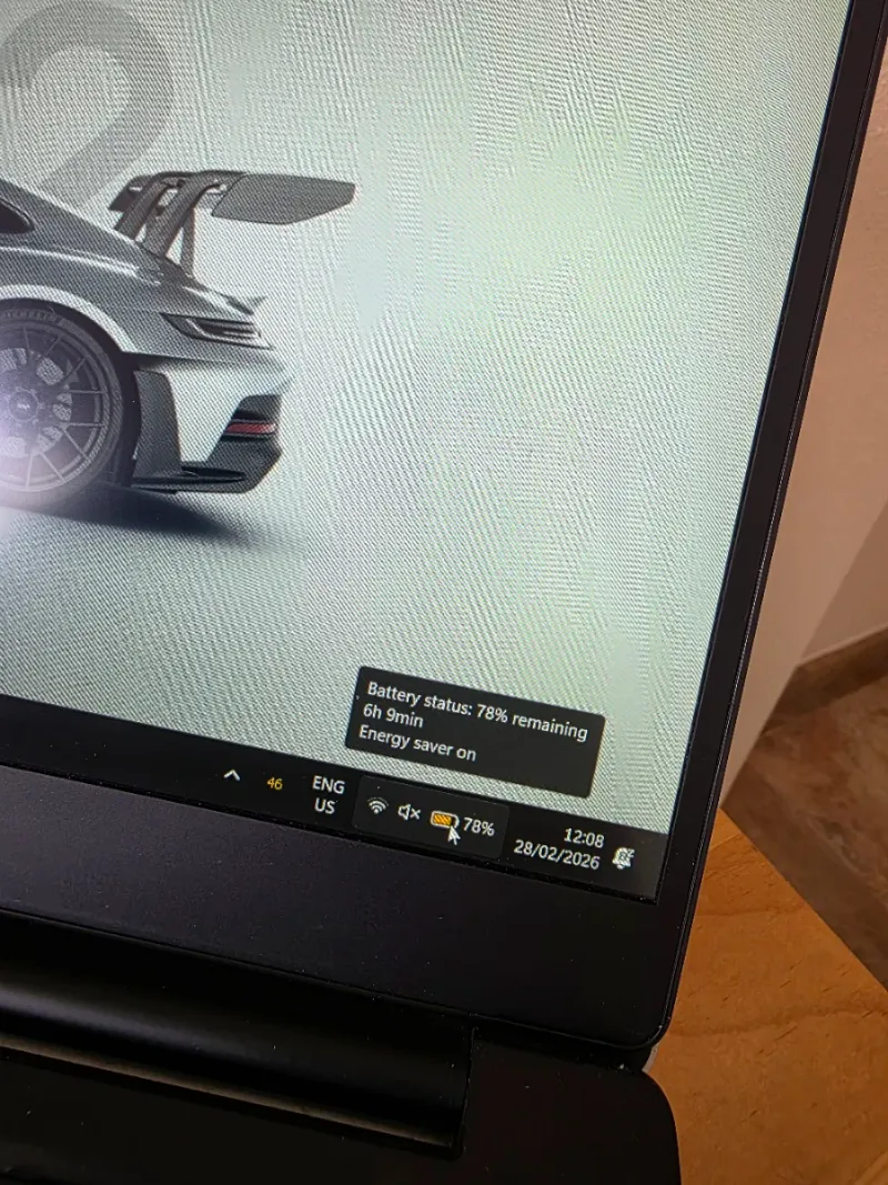 Portátil Dell XPS 9570 y bateria portátil Dell afbeelding 3