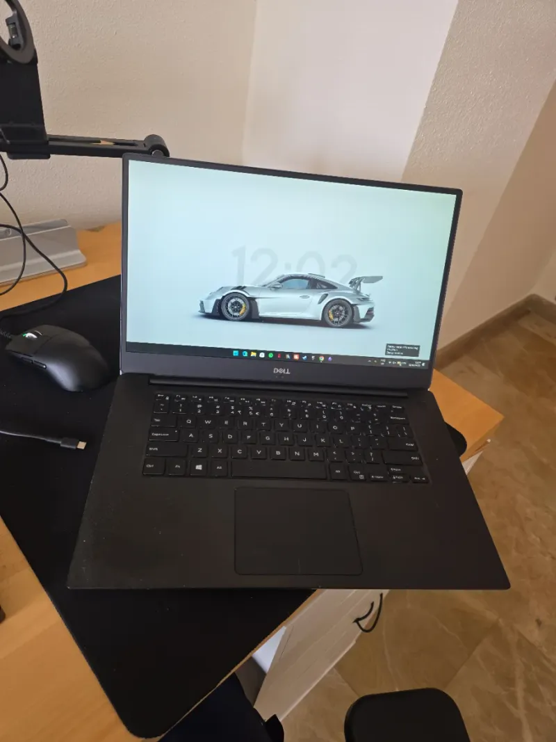 Portátil Dell XPS 9570 y bateria portátil Dell afbeelding 4