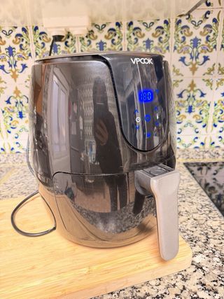 Freidora de aire VPCOOK negra