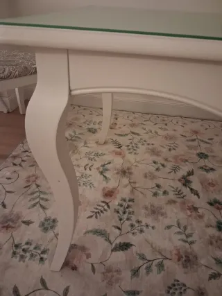 Tavolo da pranzo in legno massello laccato bianco