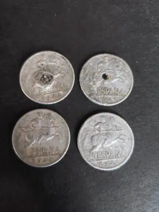 10 Céntimos 1941. 4 monedas.