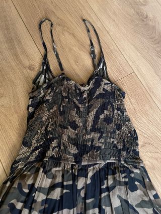 Mono corto tirantes camuflaje