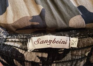 Mono corto tirantes camuflaje