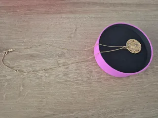 Medalla grande TAMARA FALCO X TOUS