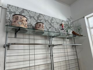 Estanterías de pared para tiendas