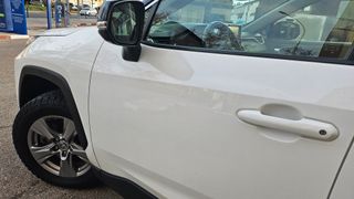 Toyota Rav4 2.5l 220H Business 4WD