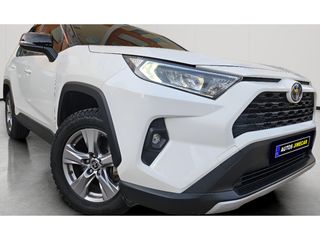 Toyota Rav4 2.5l 220H Business 4WD