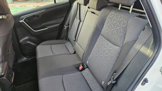 Toyota Rav4 2.5l 220H Business 4WD