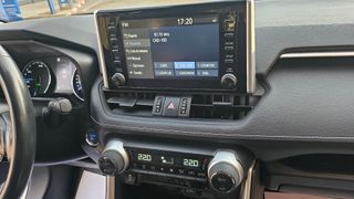 Toyota Rav4 2.5l 220H Business 4WD