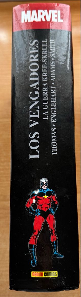 Los Vengadores Marvel Omnigold Número Cinco