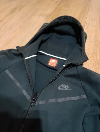 Sudadera Nike Tech Fleece Negra