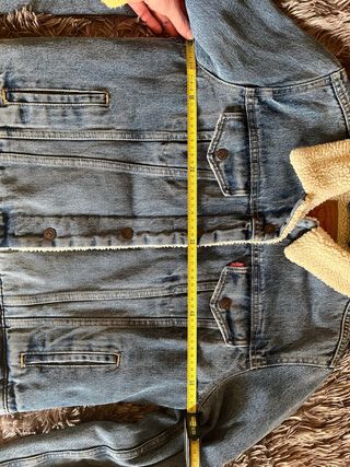 Cazadora Levi's borrego