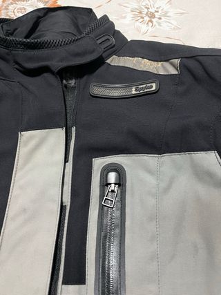 Chaqueta Moto Mujer Gris/Negra Adventure. Spyke