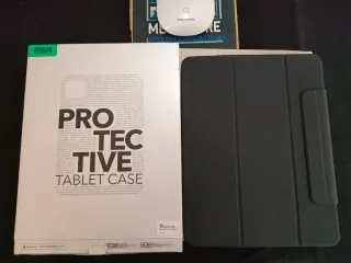Funda ESR Pro-Tec-Tive para iPad Air 13