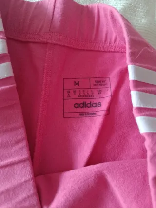 Mallas Adidas rosas con rayas blancas
