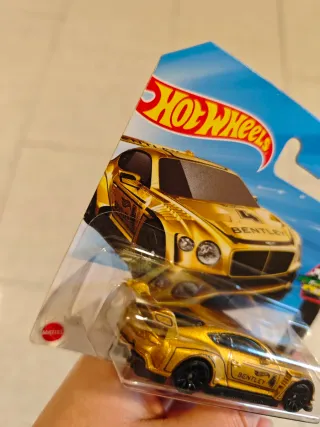 Hot Wheels 2018 Bentley Continental GT3