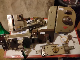 Lotes de cerraduras y llaves venta por separado