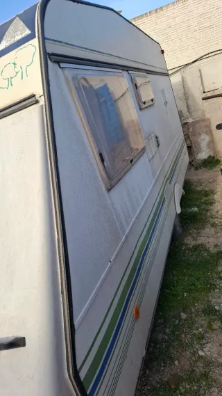 Caravana esta para arreglar