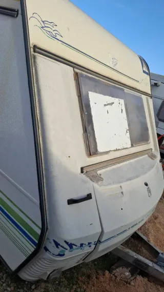 Caravana esta para arreglar