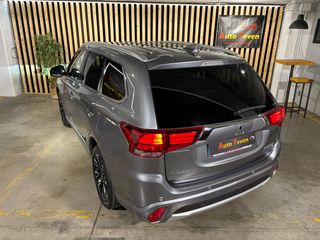Mitsubishi Outlander PHEV 2.0 Kaiteki 4WD
